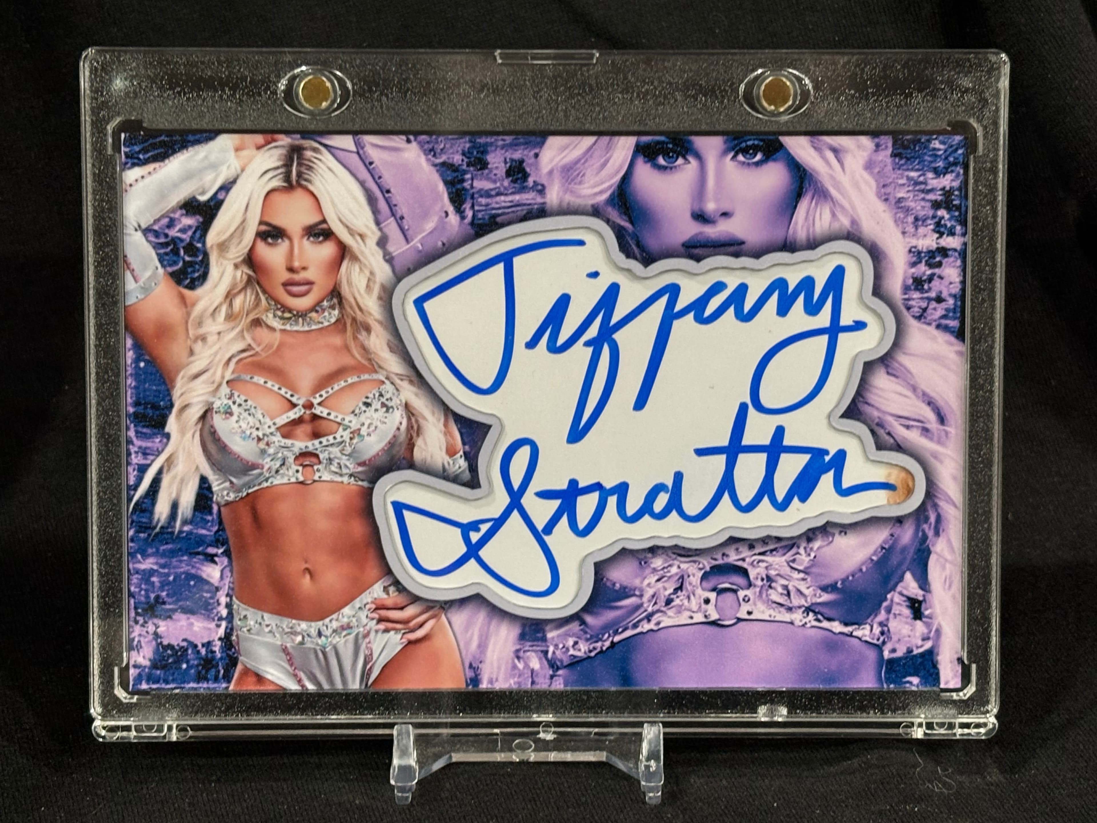 Tiffany Stratton autograph, Tiffany Stratton cut signature, Tiffany Stratton sig
